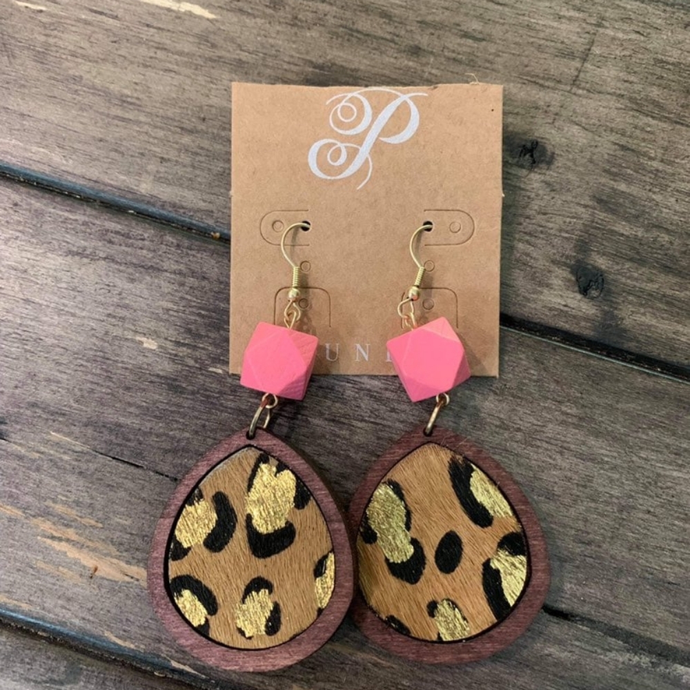 Alex earrings "retired"